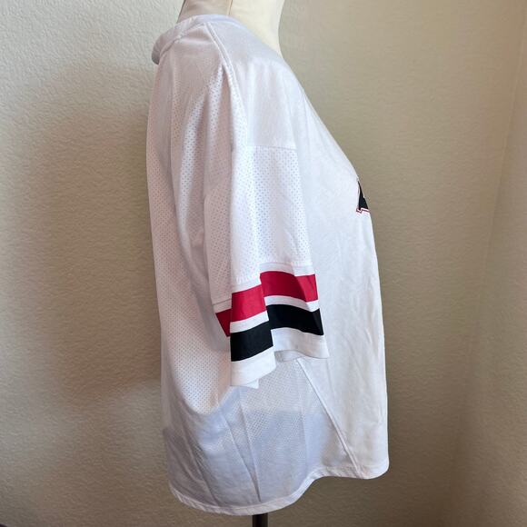NBA Chicago Bulls Basketball White Jersey tee Juniors XL oversized team apparel - Picture 3 of 6